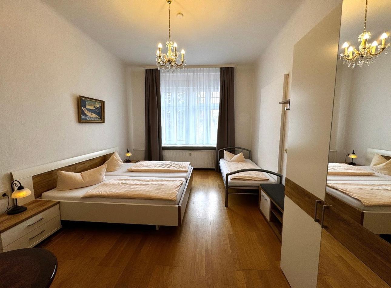 Hotel Zu Den Linden Дрезден Экстерьер фото